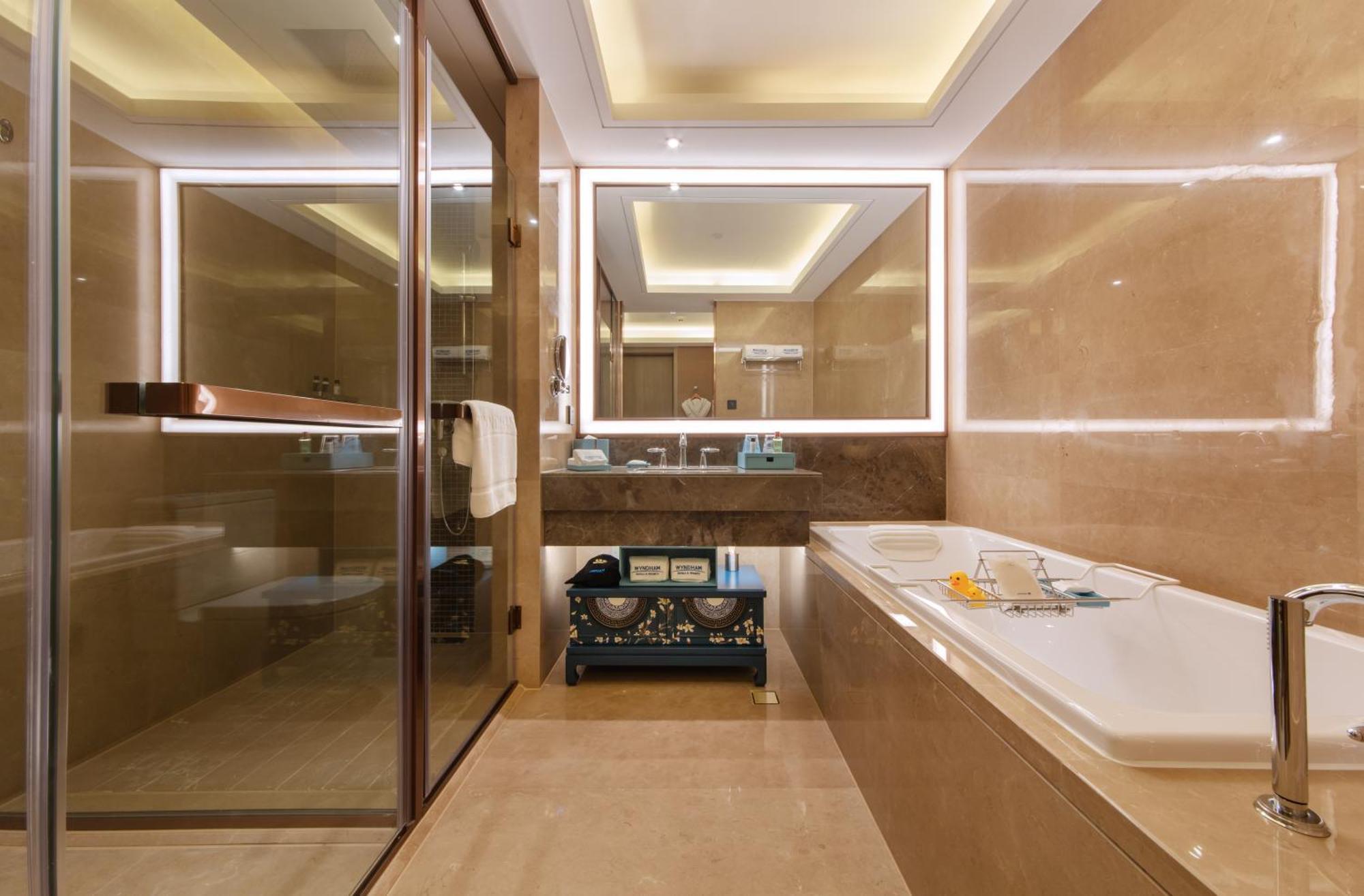 Kunming Huiyue Wyndham Hotel Eksteriør billede
